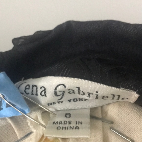 Black jacket with flower patterns - Picture 4 of 4